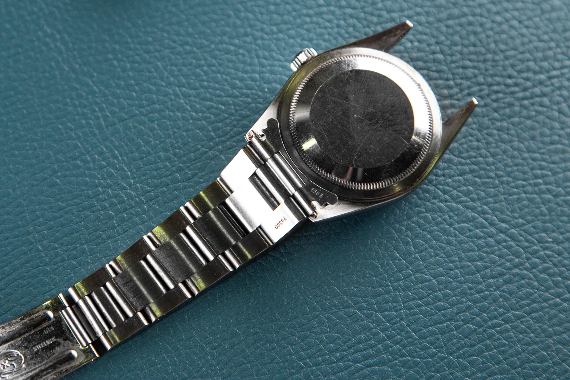 Comment enlever et changer son bracelet de montre ?