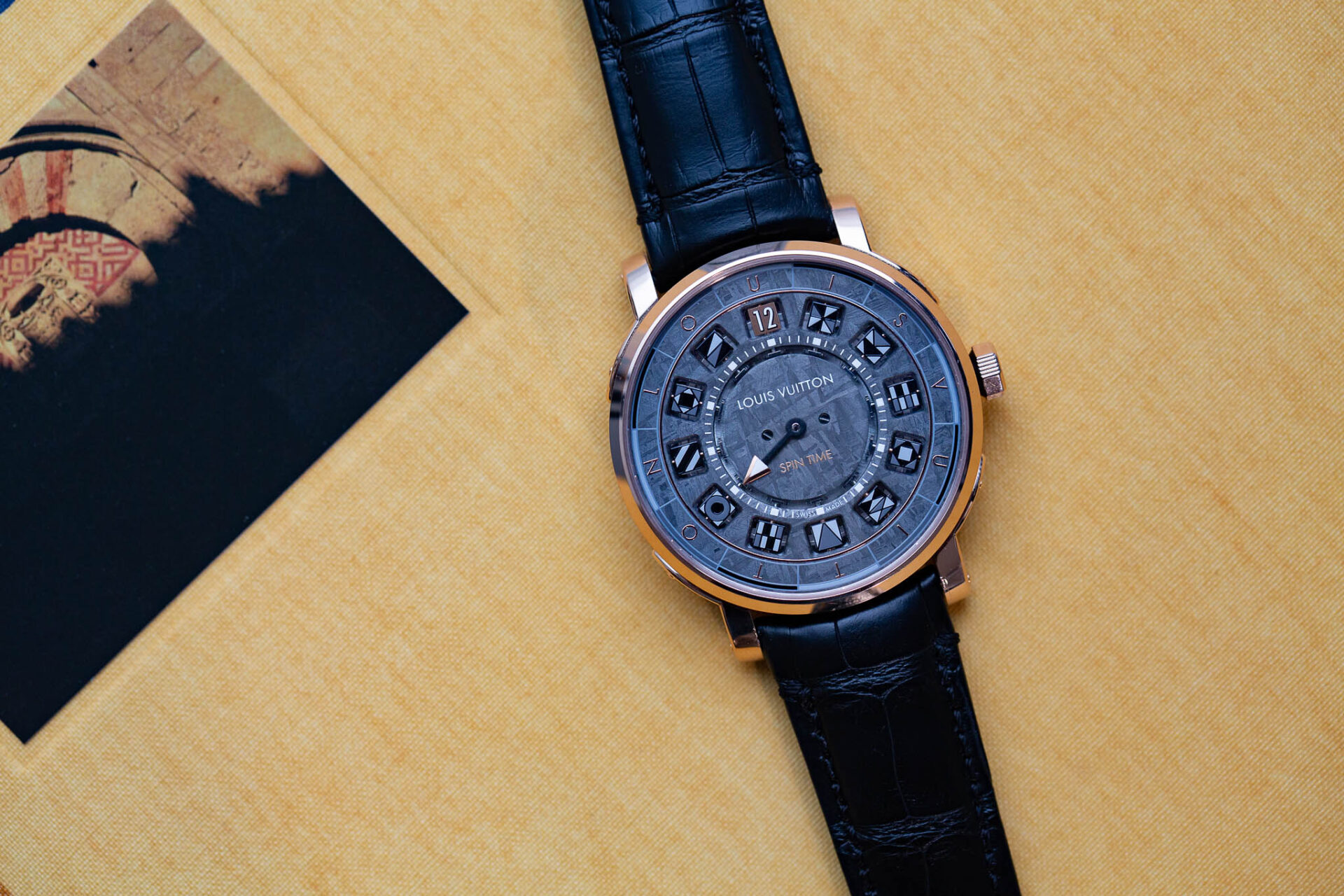 An introduction to Louis Vuitton's Steel Escale Spin ()
