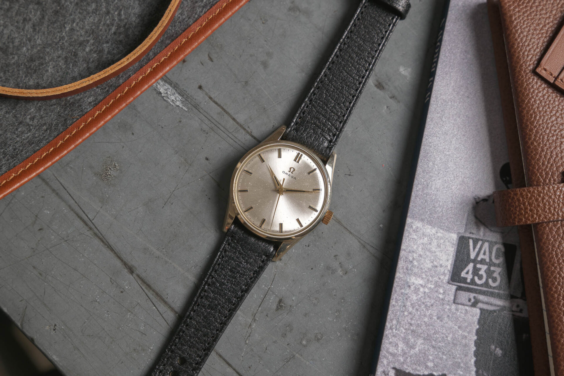 Omega mécanique - Sélection de montres vintage et de collection JOSEPH BONNIE de janvier 2024