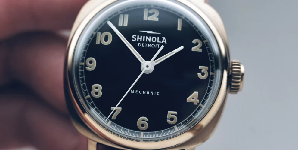 SHINOLA MECHANIC 39 Le retour du design américain dans l'horlogerie 