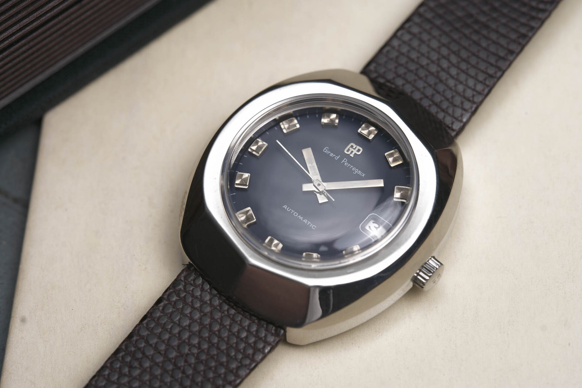 Girard-Perregaux Automatic - Sélection de montres vintage Joseph Bonnie