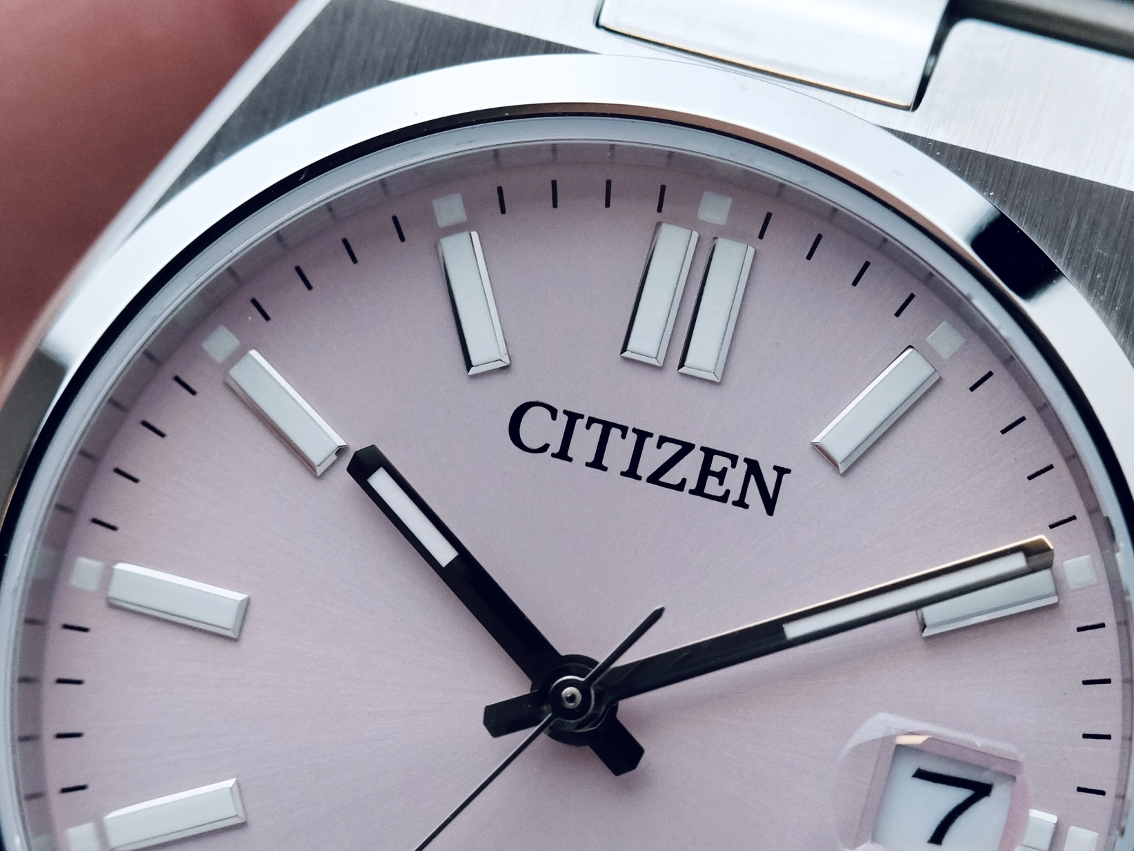 Citizen Tsuyosa 37mm Pastel Pink détails du cadran 